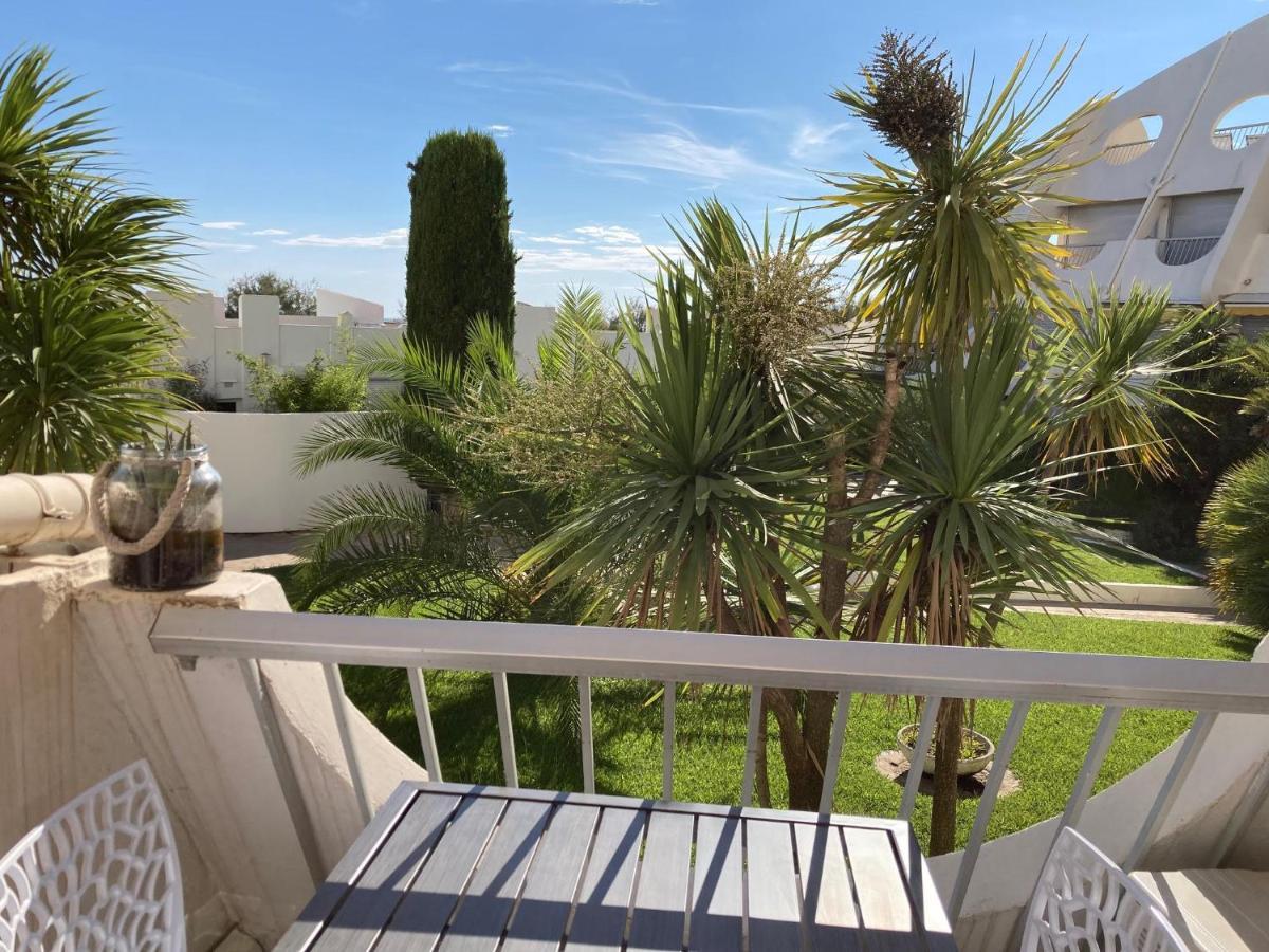 Ancre Bleue***, 1ere Ligne Plage, Piscine, Clim. Apartment