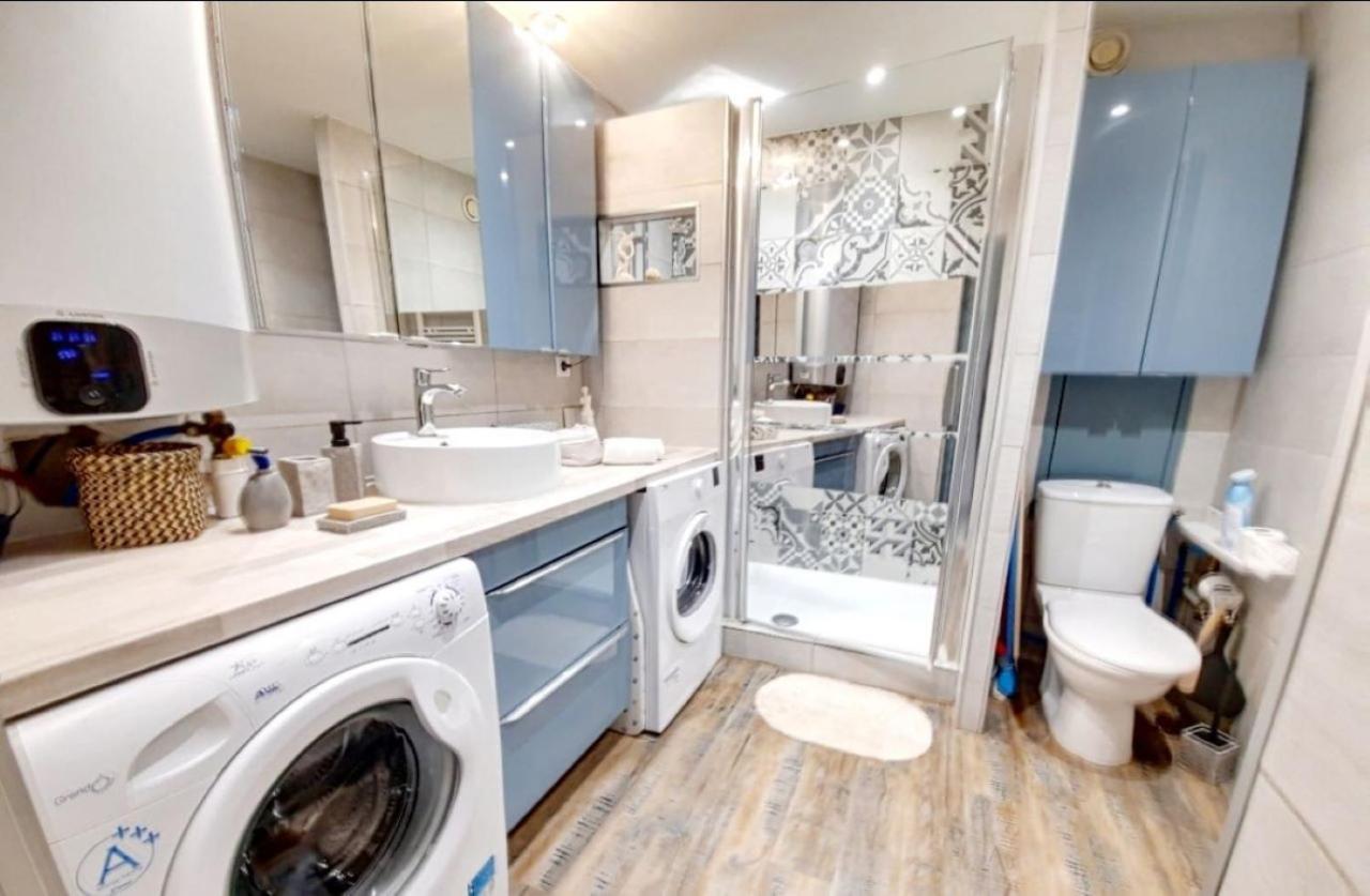 Apartment Ancre Bleue***, 1ere Ligne Plage, Piscine, Clim. *